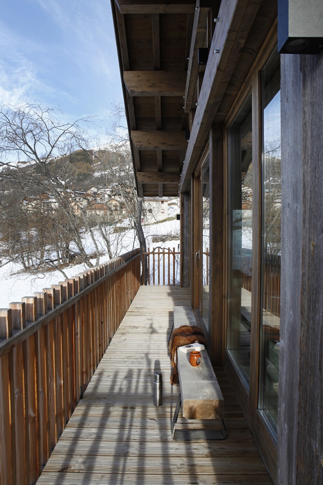 Balcon vue sur la montagne